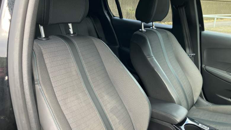 Peugeot 208 1.2 PureTech 100 Allure Premium + 5dr Petrol Hatchback